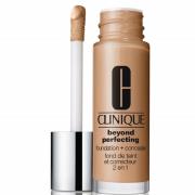 Base de Maquillaje y Corrector Clinique Beyond Perfecting Foundation a...