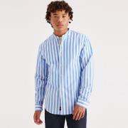 Camisa regular a rayas con cuello mao